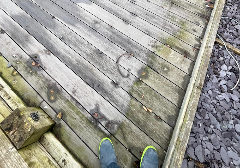 decking cleaning in powys wales